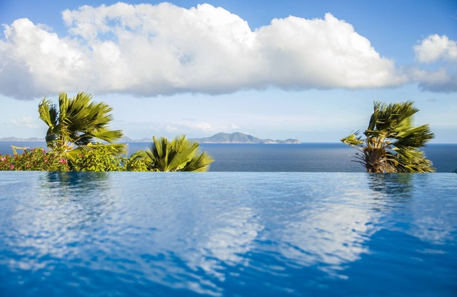 Luxury Villa in the French Carribean with a stunning view