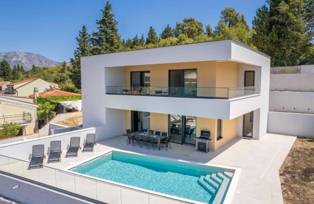 Luxury Villa Navis - Villa