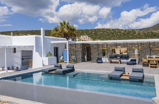 Luxury Villa on Faragas Beach