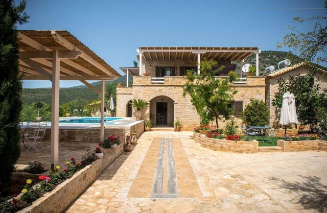Luxury Villa with Infinity Pool and best views on the Mani Peninsula.