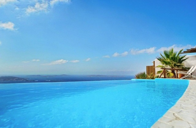 Luxury Villa with Infinity Pool and Helipad