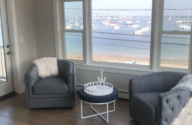 Luxury Waterfront Condo in downtown Jamestown