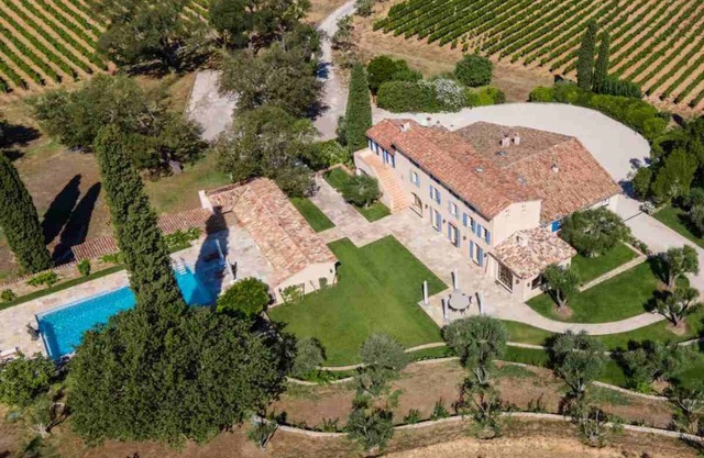 Luxury wine Estate for 12 people near Saint Tropez