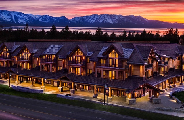 LuxuryÂ 3br Steps From Heavenly Village & Gondola 3 Bedroom Condo by RedAwning