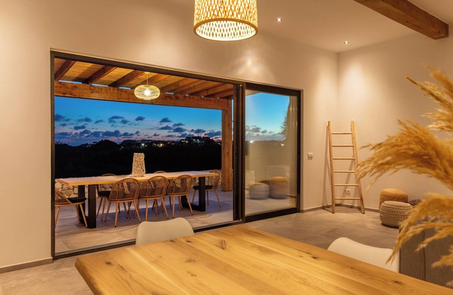 LXRY VILLAS