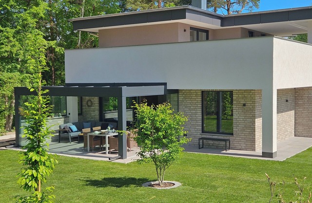 Lychensee villa with lake view, conservatory, fireplace and sauna