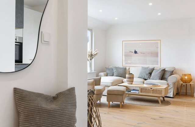 Lykke - Hochwertige Modern-skandinavische Ferienwohnung mit Balkon