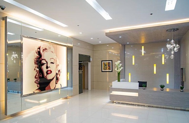 M Place at Abs by Noemi