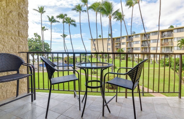 Maalaea Condo w/Pool Access - Walk to Beach!