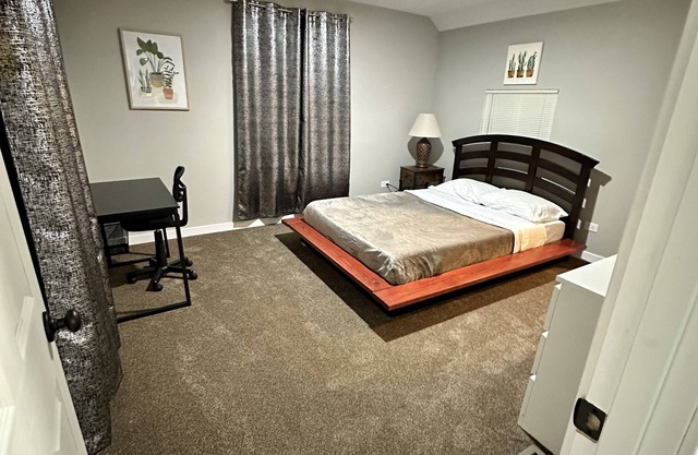 Madison’s Place UNIT B