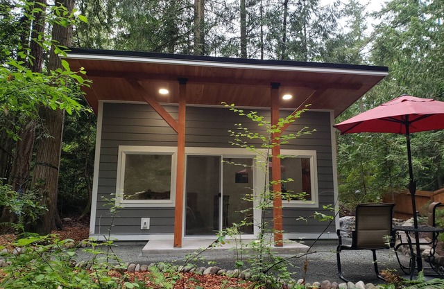 Madrona Cabin 1-bedroom cabin in Sequim