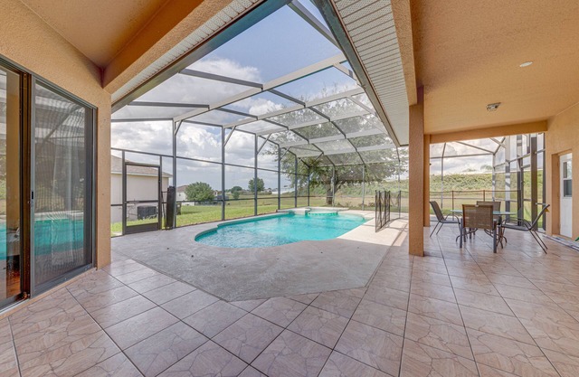 ✨MAGICAL✨'Travel the World' Villa w/private POOL!