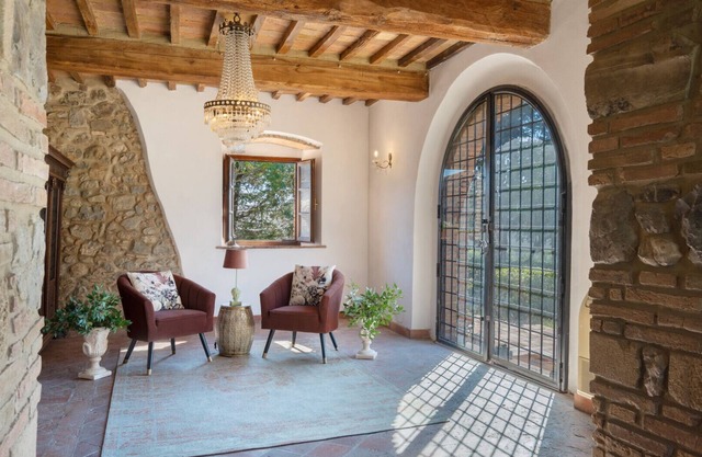 Magical Villa La Lespa, with swimming pool