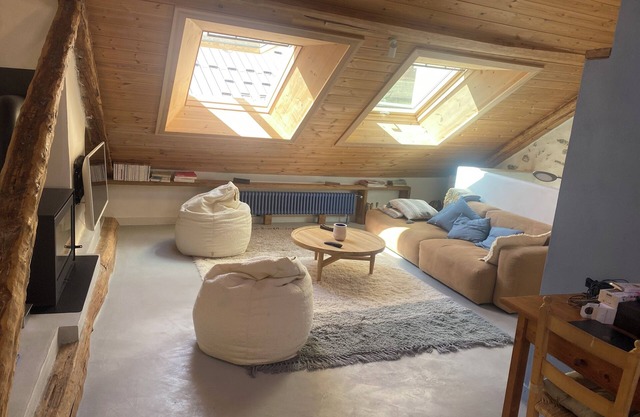 Magnificent triplex, 80 m2, in charming village - 5 sleeps, 2 bedrooms