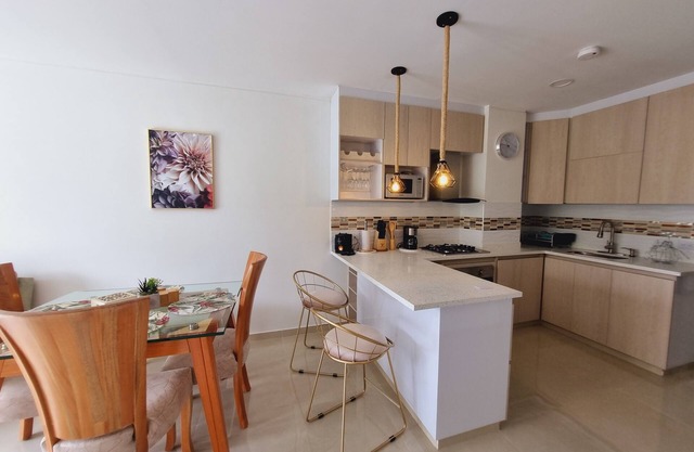 Magnificence apartment near to Imbanaco, 2 bedrooms, 2 bathrooms.