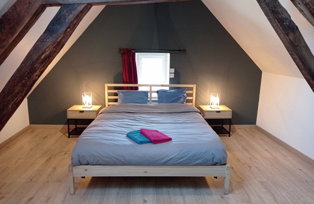 Magnificent 8-person F3 with master suite