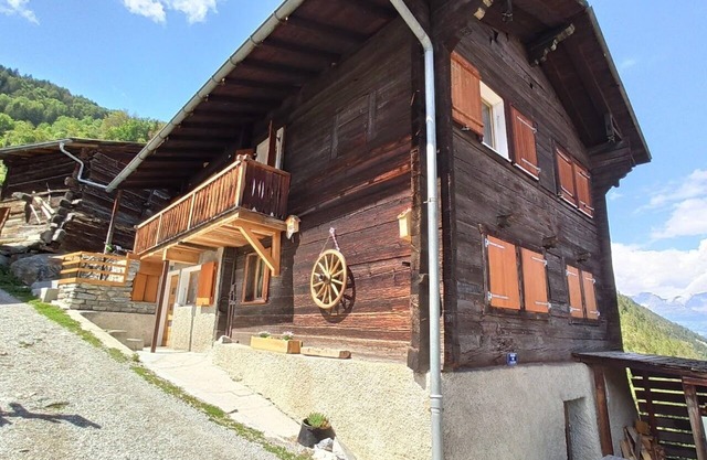 Magnificent apartment in a quiet old village in Val d'Anniviers