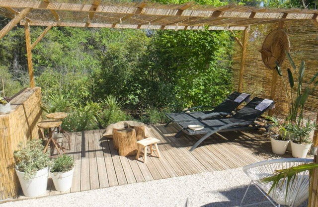 Magnificent cabana with jacuzzi and sauna