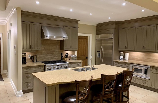 Magnificent Lakefront Cottage @ Windermere