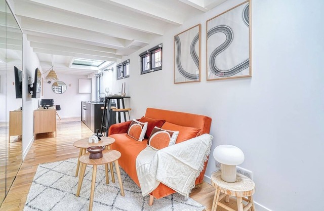 Magnificent light-filled loft Paris Alesia