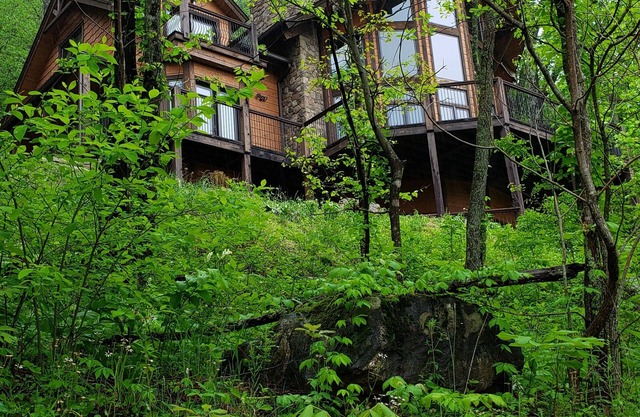 Magnificent newly built home in Maggie Valley Country Club