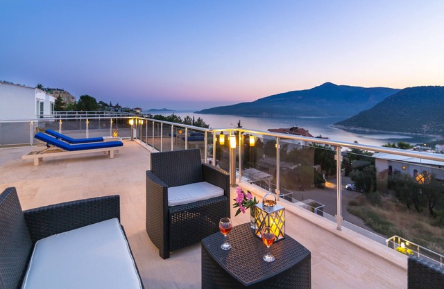 Magnificent Private Villa with Heated Pool, Boutique Spa and Spectacular Views.