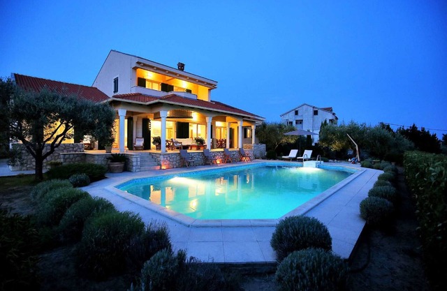 Magnificent Villa Clara with big pool