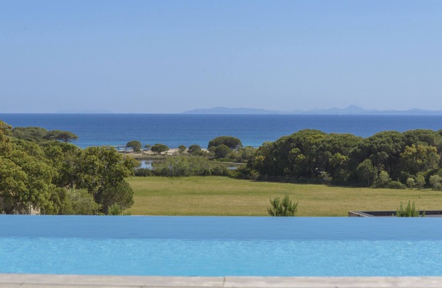 Magnificent villa with breathtaking views of Palombaggia beach Private sea access