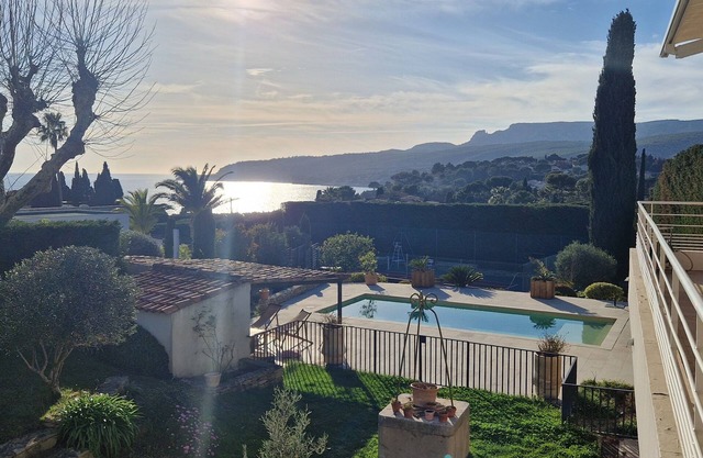 Magnifique Villa de Vacances en Famille au Bord de la mer à Cassis