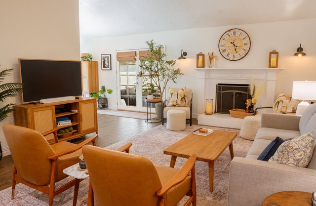 Magnolia Park View-Family friendly, 3BR, 2B, quiet cul-de-sac. Disneyland closen