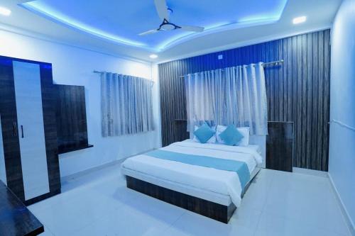 Mahalaxmi Hills