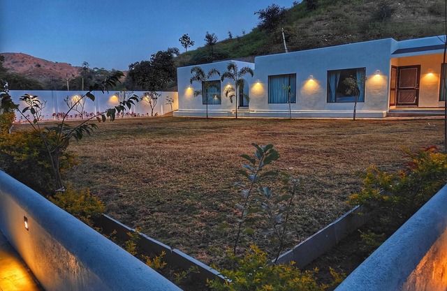 Mahua - A boutique Homestay - 5Rooms - Pool - Hillside - Forest area