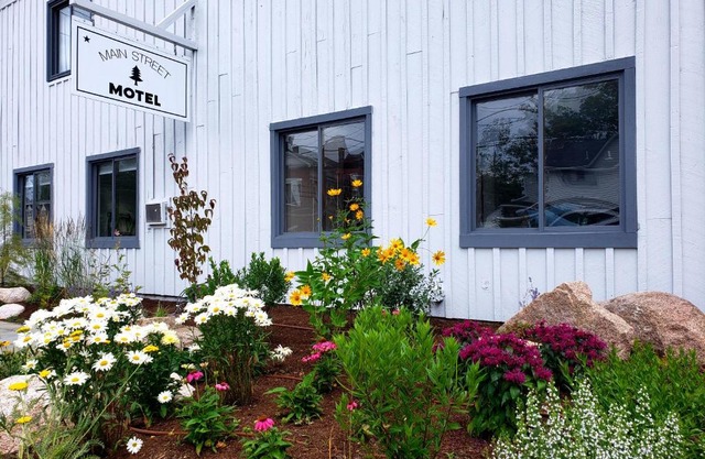 Main Street Motel