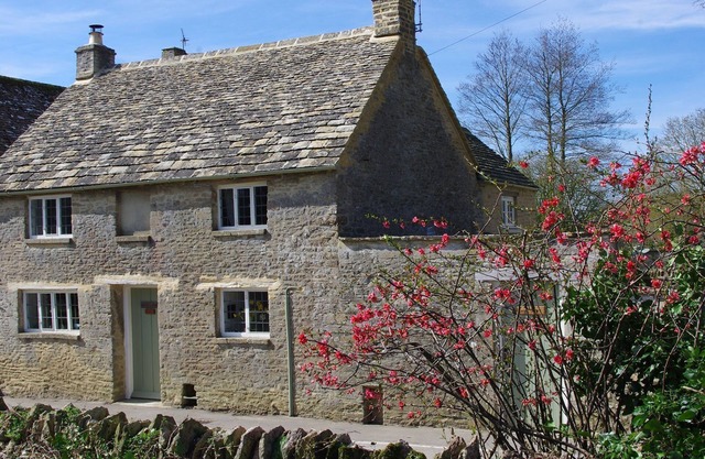 Maisey Cottage - sleeps 4 guests in 2 bedrooms