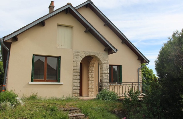 Maison Avec Grand Jardin et Terrasse Proximité de Châteaux et Sites D'exception