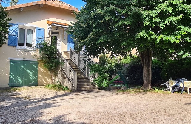 Maison Avec Jardin Clôt