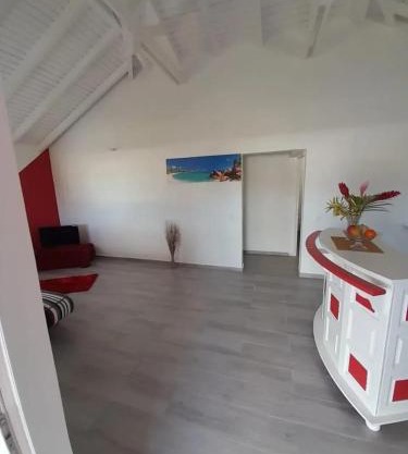 Maison charmante à Port-Louis avec jardin
