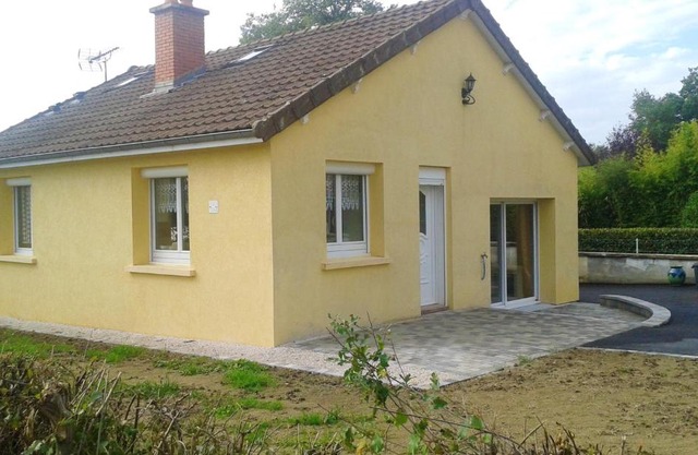 Maison charmante avec vue sur lac à Thil-sur-Arroux