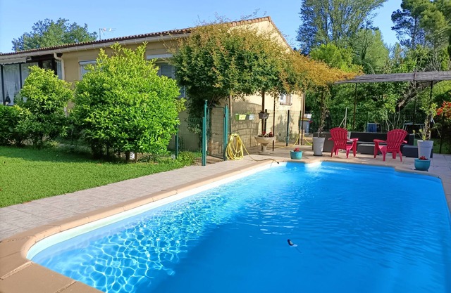 Maison Climatisée Avec Piscine Quartier Calme