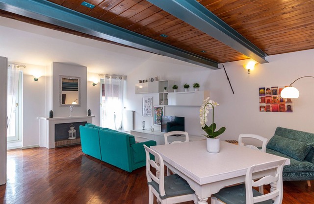 Maison Contrari