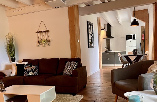 Maison CouCou I - heated fenced pool and flexible arrival days