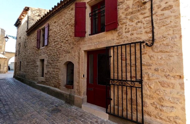 Maison de 3 chambres a Castillon du Gard a 100 m de la plage avec wifi