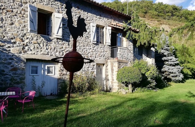 Maison de Famille Dans Parc de Verdure