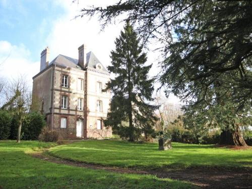 Maison de Maître avec grand parc, 10 pers, centre L'Aigle - FR-1-497-57