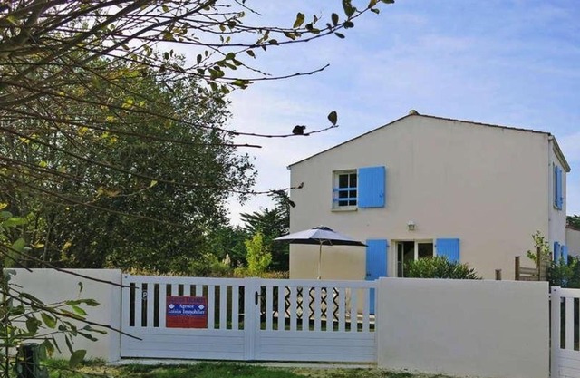 Maison de vacances calme à St-Georges-d'Oléron, proche plage, 4 couchages, jardin, parking, ménage inclus - FR-1-246A-204