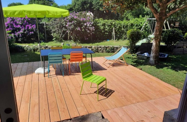 Maison de Vacances Avec Grand Jardin