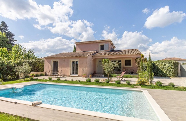 Maison du Barret - Beautiful holiday home in Chateaurenard