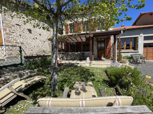 Maison familiale avec jardin et animaux admis - FR-1-489-448