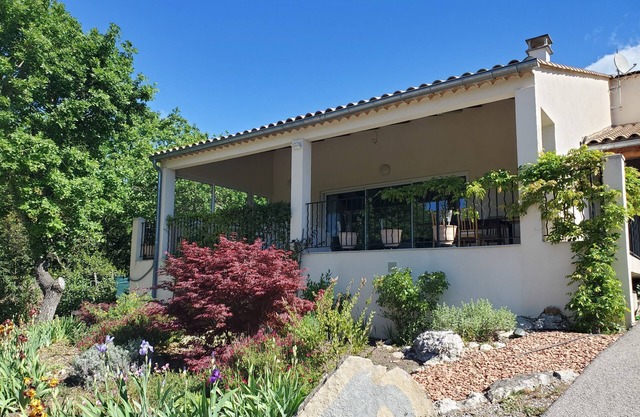 Maison, Moderne & Comfort, au Calme, vue Panoramique. Loc. du Samedi au Samedi