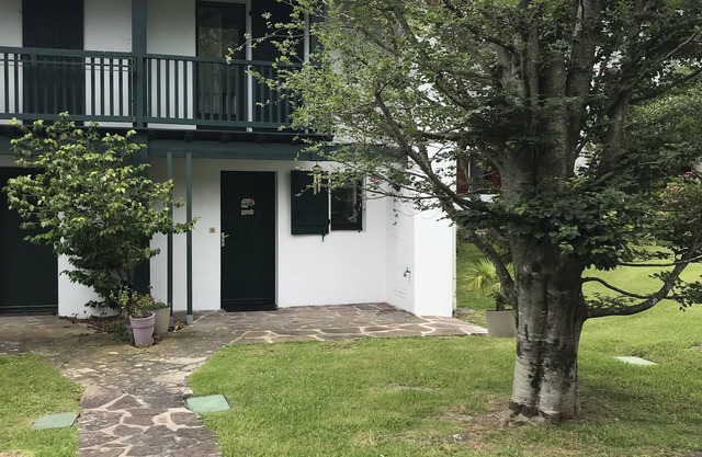 Maison Mitoyenne Dans Résidence Sécurisée